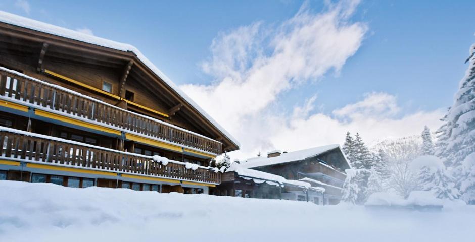 Hotel Alpine Lodge Gstaad Eksteriør billede